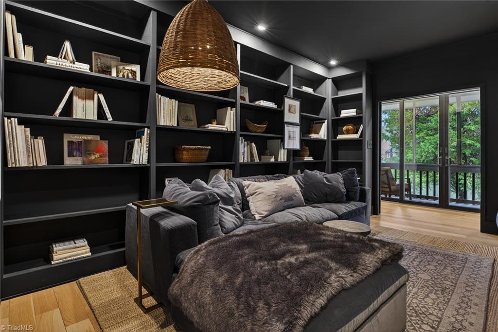 3171 Milhaven Lake Drive, Winston-Salem