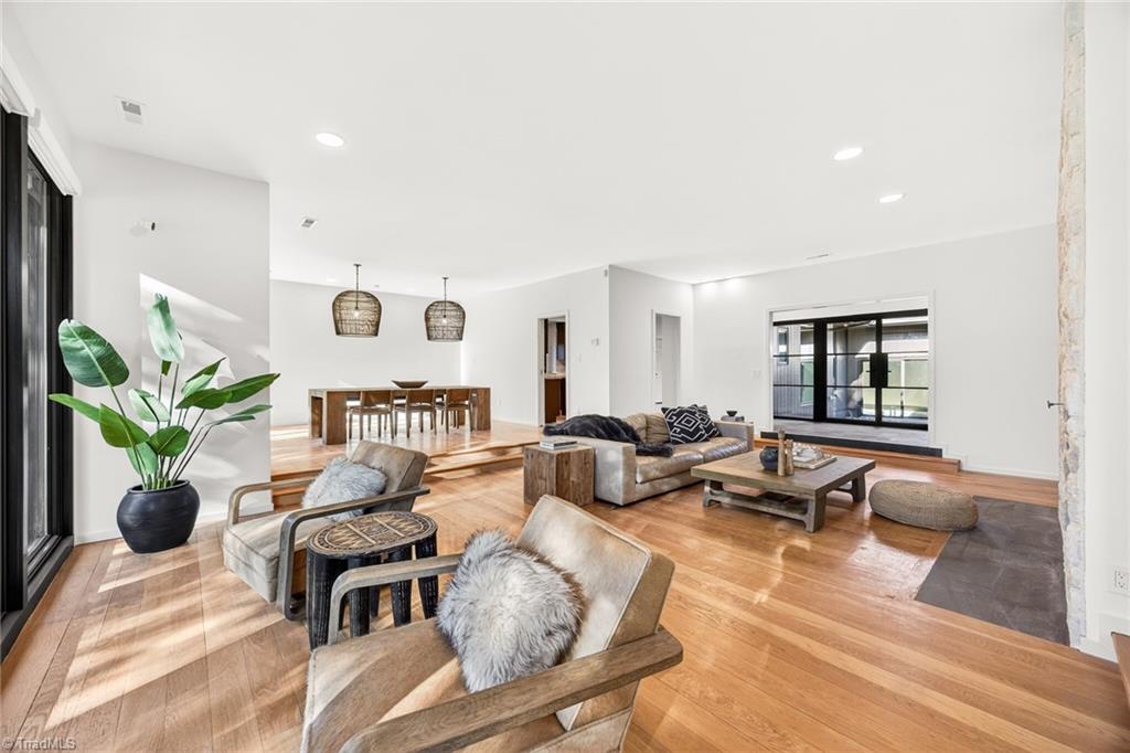 3171 Milhaven Lake Drive, Winston-Salem