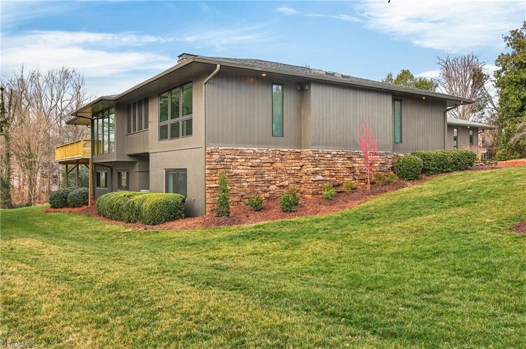 3171 Milhaven Lake Drive, Winston-Salem