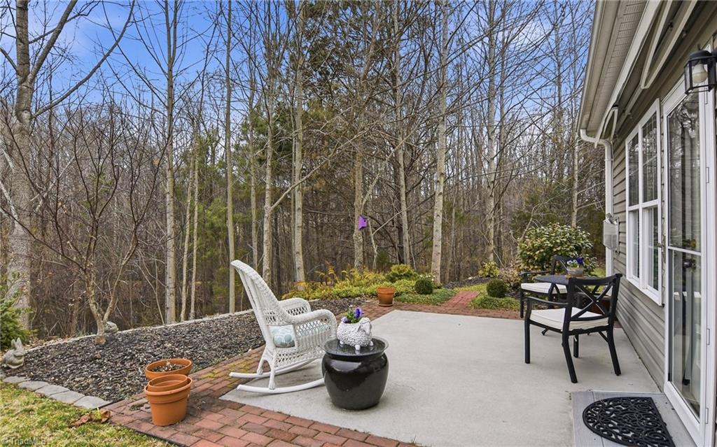 6279 Queens Gate Court