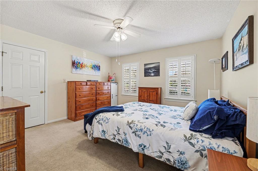 905 Smoke Tree Court