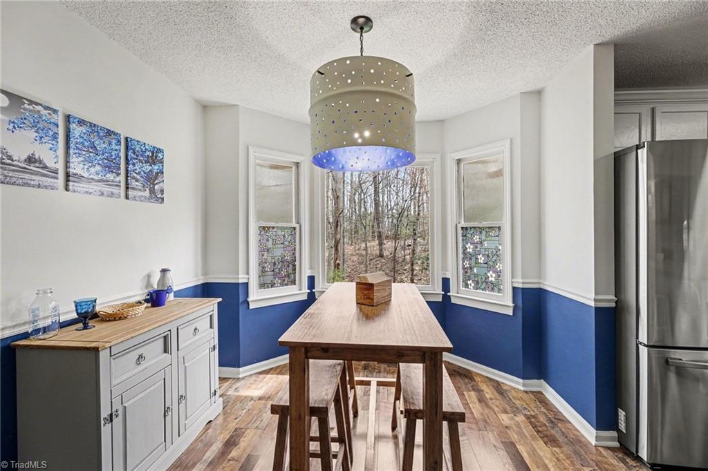 905 Smoke Tree Court