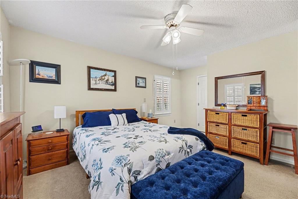 905 Smoke Tree Court
