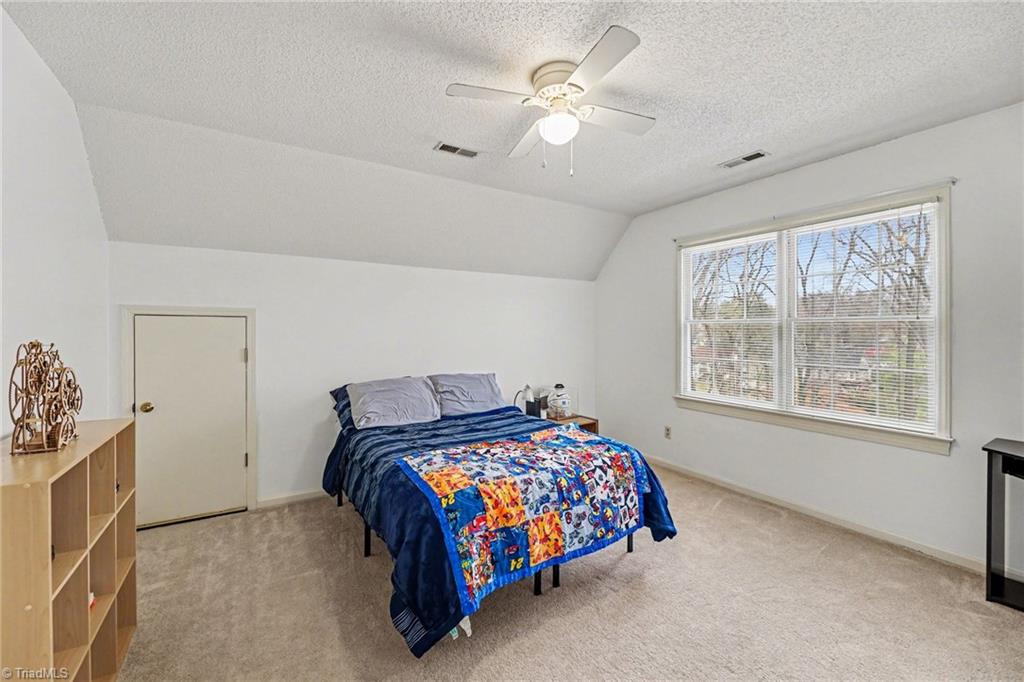 905 Smoke Tree Court
