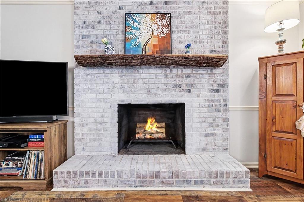 905 Smoke Tree Court
