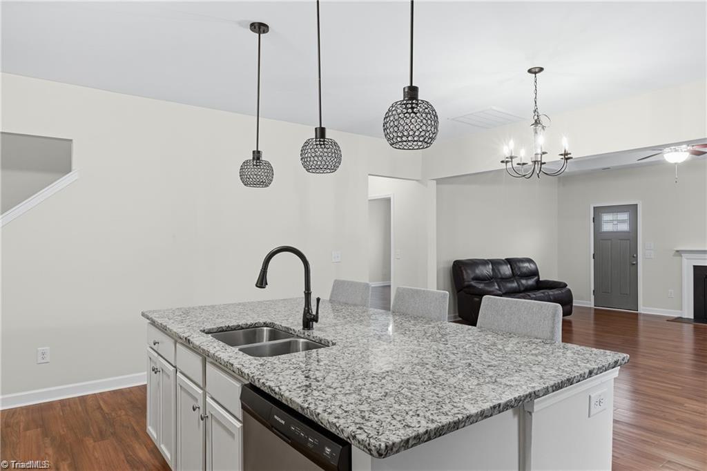 4534 Jasper Ridge Drive