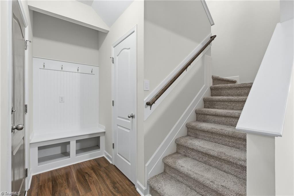 4534 Jasper Ridge Drive