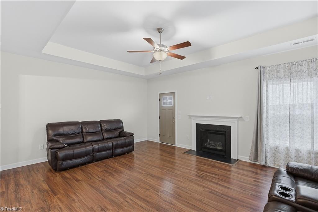 4534 Jasper Ridge Drive