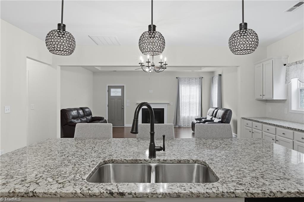 4534 Jasper Ridge Drive
