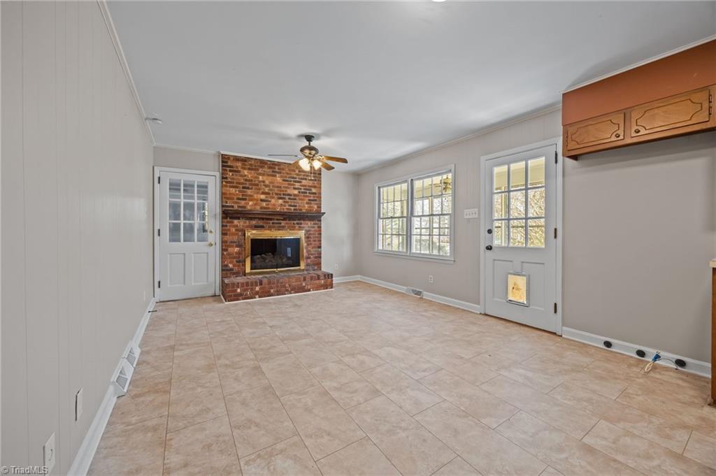 523 & 525 Carlann Valley Road, McLeansville