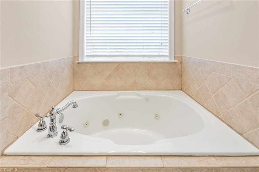 7702 Sorrel Run Court