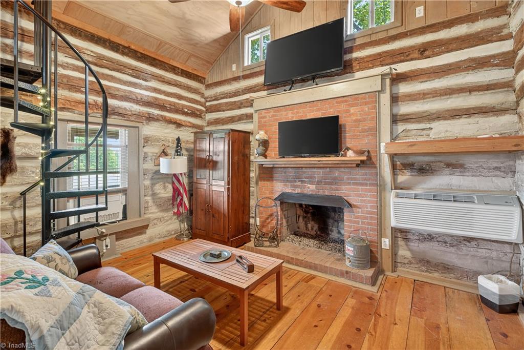 1119 Brown Mountain Road