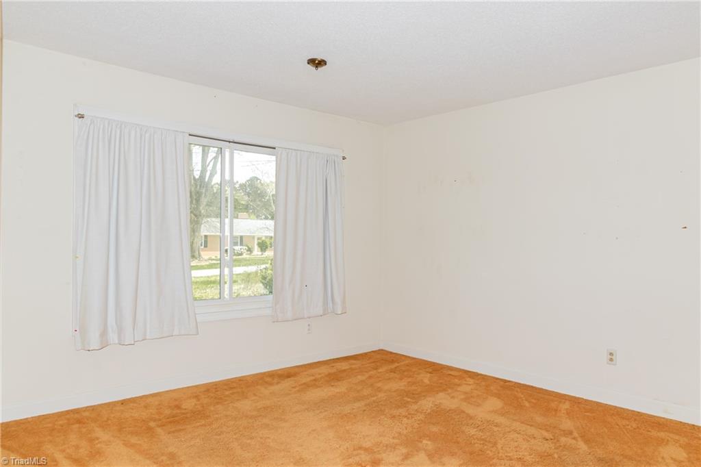 750 Manarda Circle
