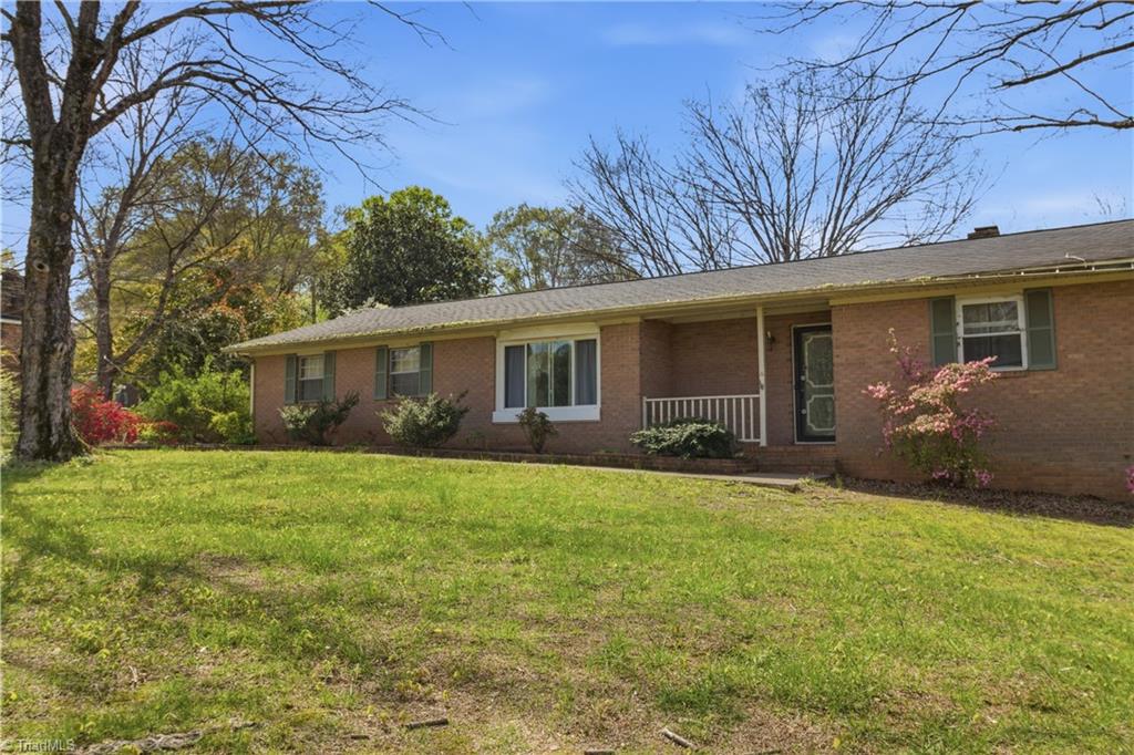 750 Manarda Circle
