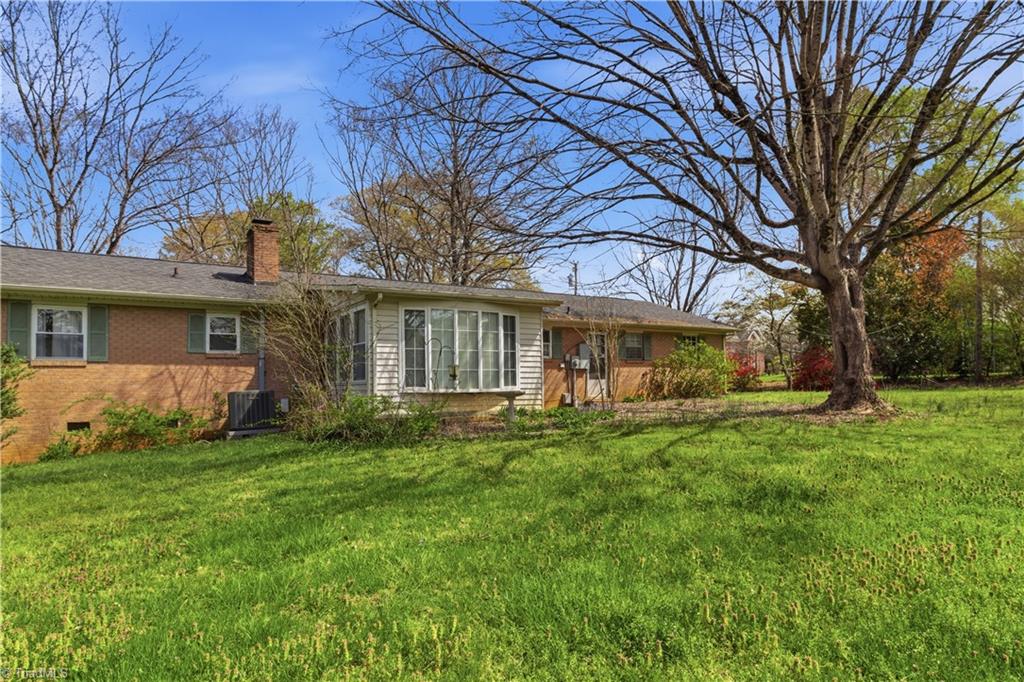750 Manarda Circle