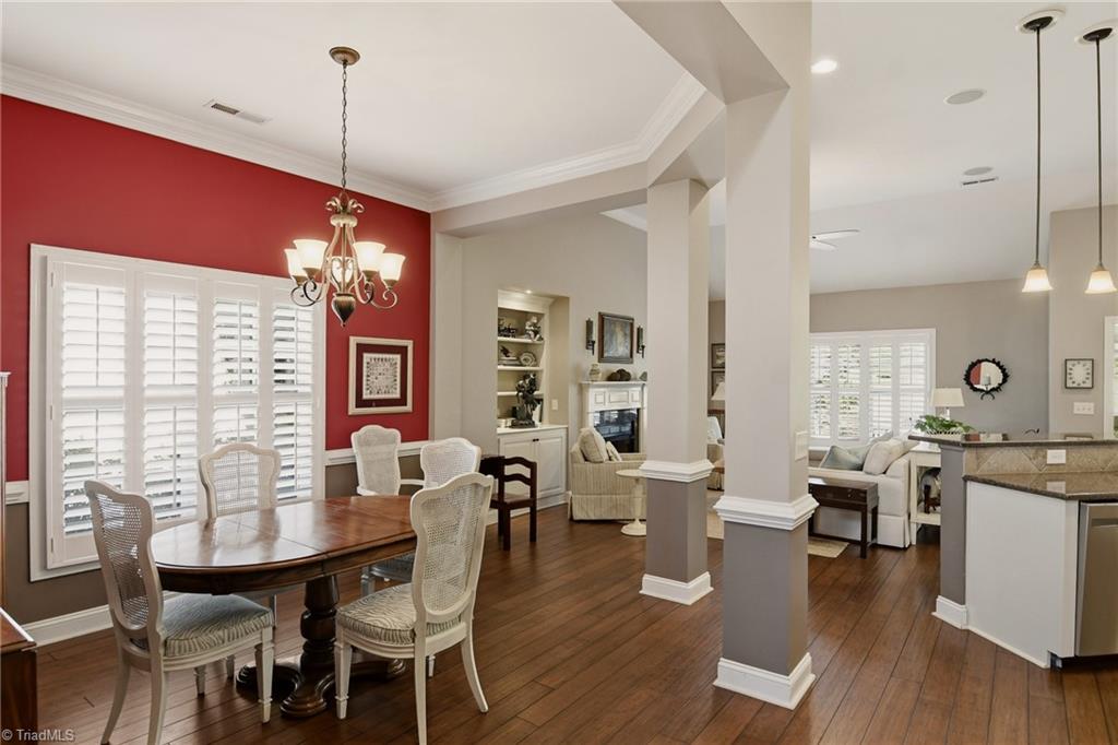 5587 Foxgate Circle, Winston-Salem