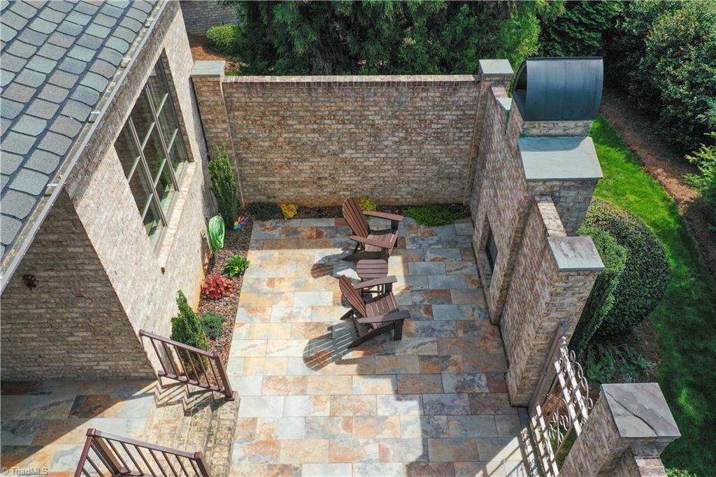 4090 Carriage Manor Cove, Winston-Salem