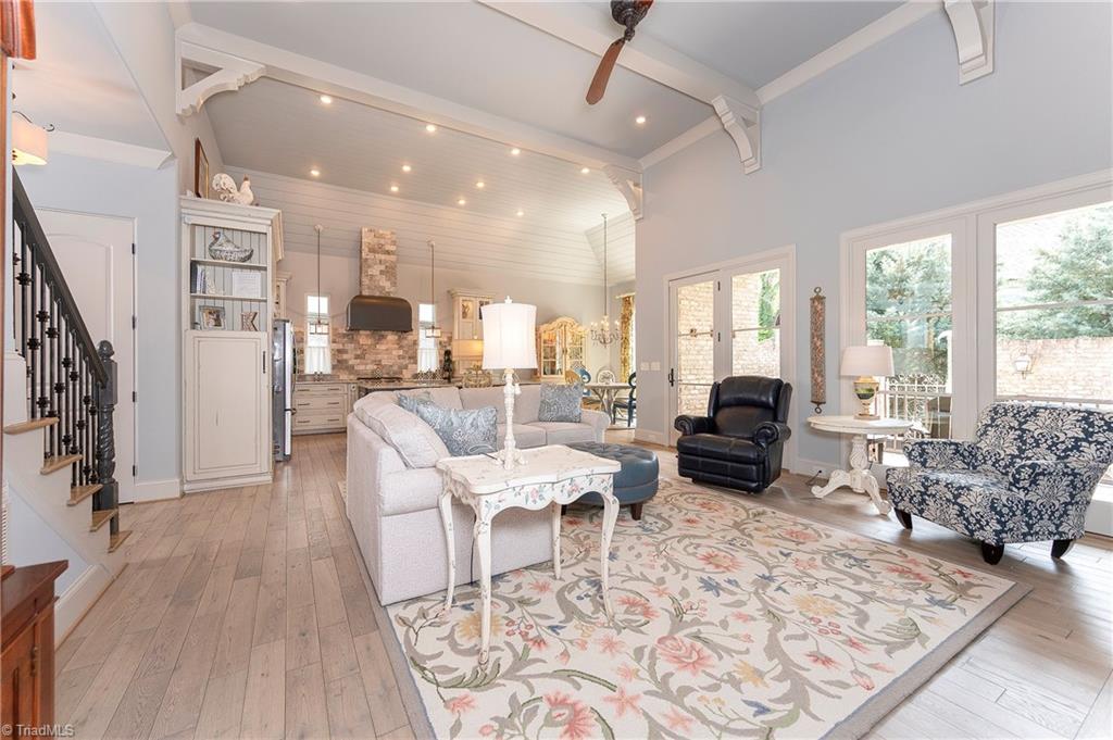 4090 Carriage Manor Cove, Winston-Salem