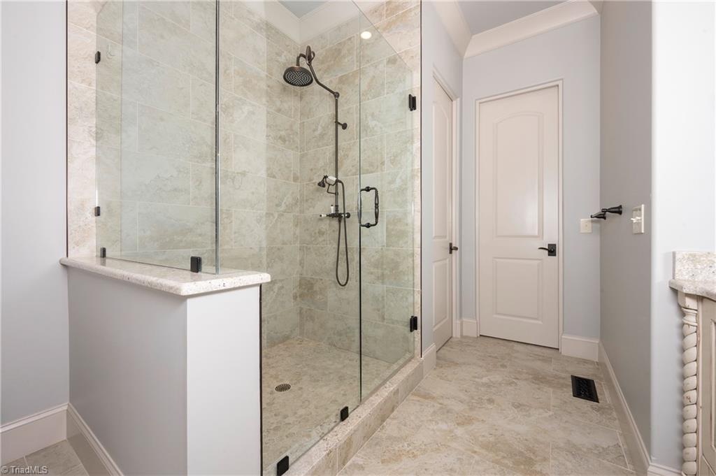 4090 Carriage Manor Cove, Winston-Salem