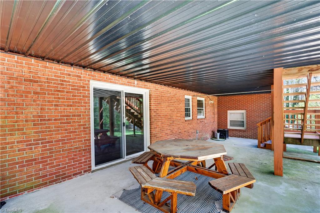 128 Burnley Lane