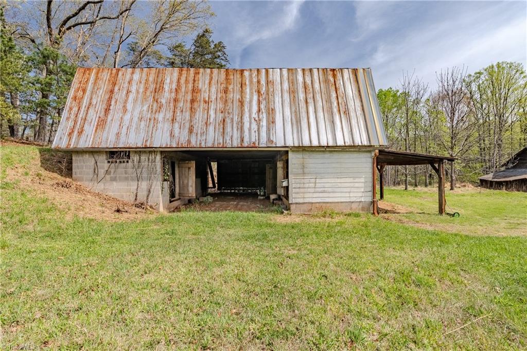 1749 Phillips Road