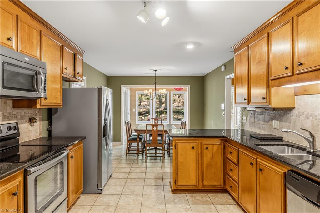 457 Valleymeade Drive