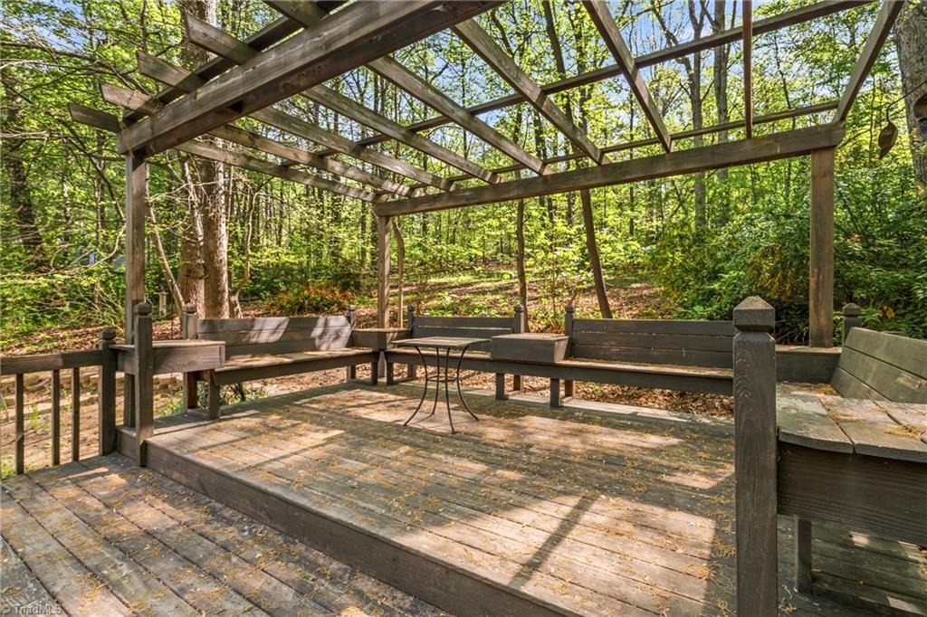 457 Valleymeade Drive