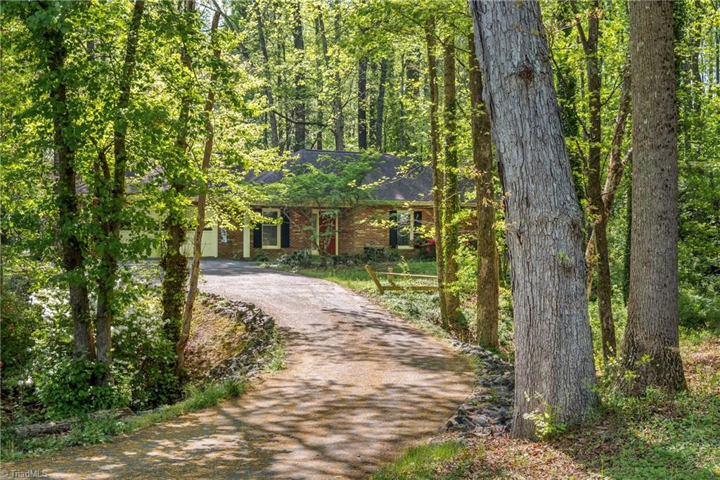 457 Valleymeade Drive