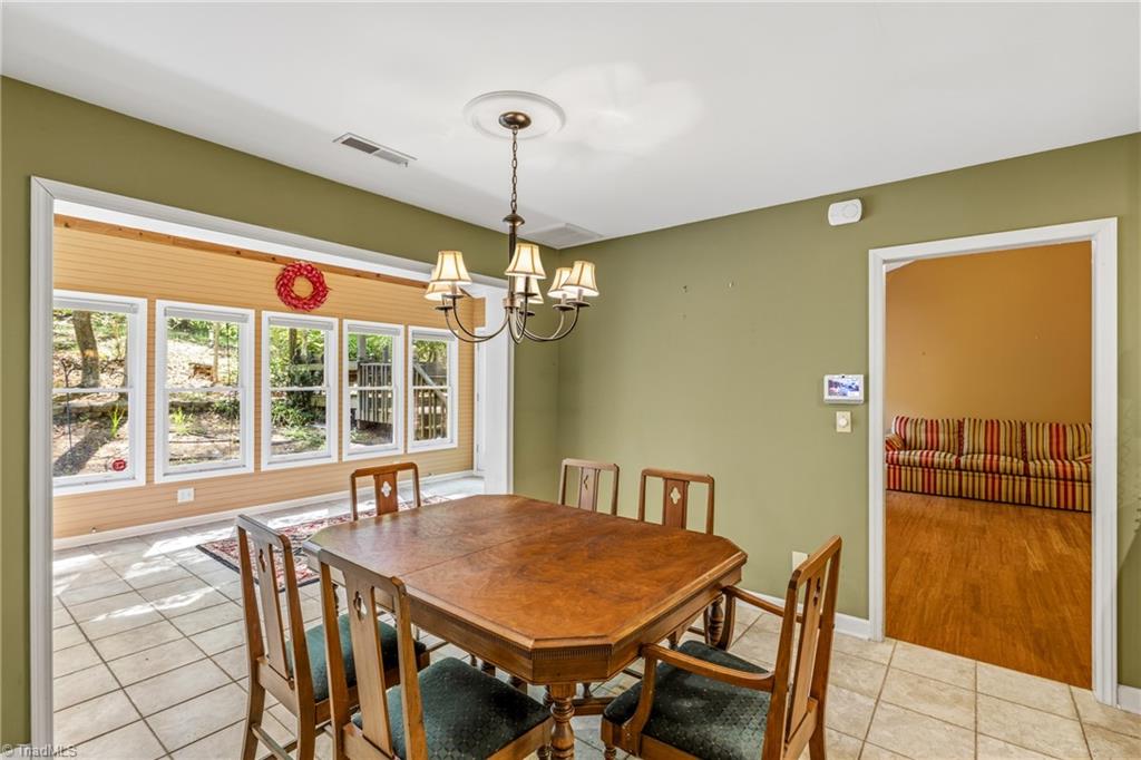 457 Valleymeade Drive