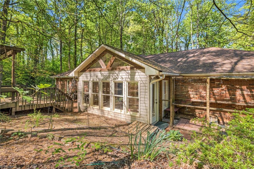 457 Valleymeade Drive