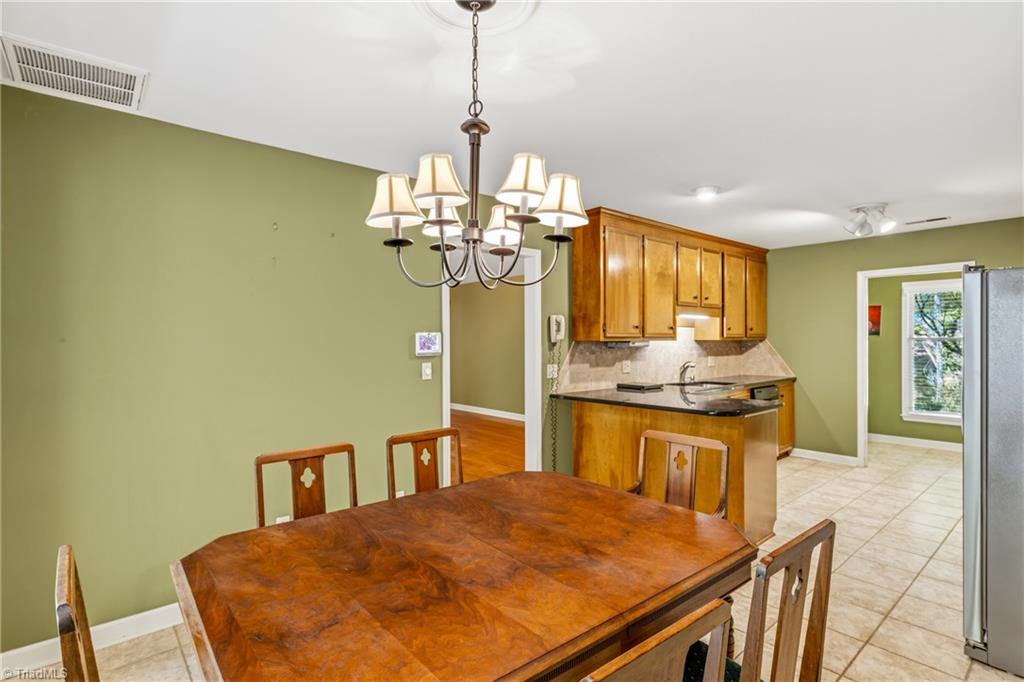 457 Valleymeade Drive