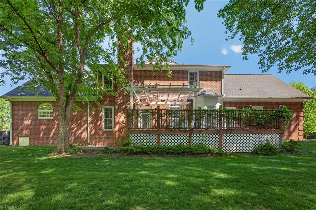 1018 Riverbend Drive