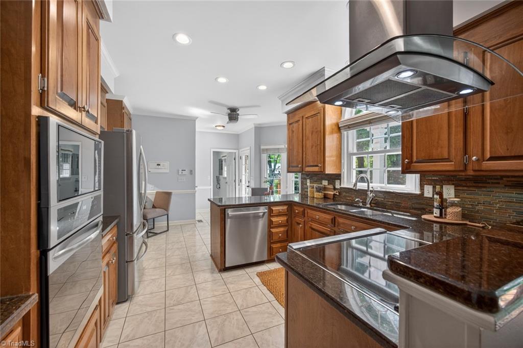 1018 Riverbend Drive