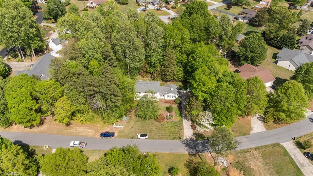 105 Quakerwood Drive