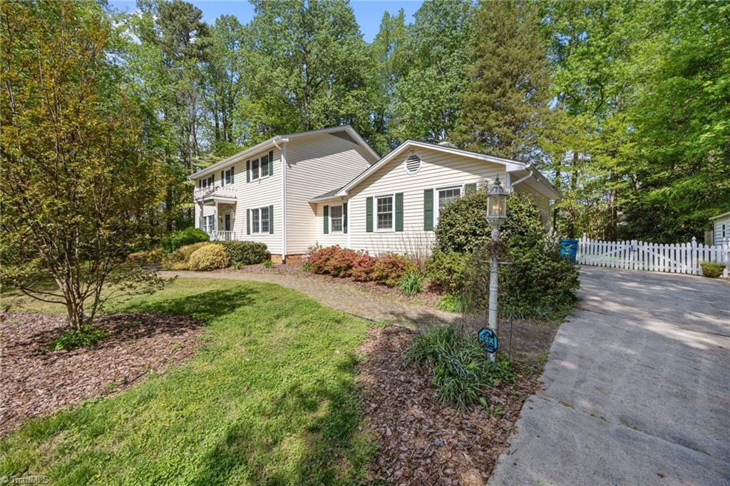 105 Quakerwood Drive