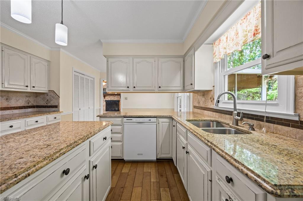 105 Quakerwood Drive
