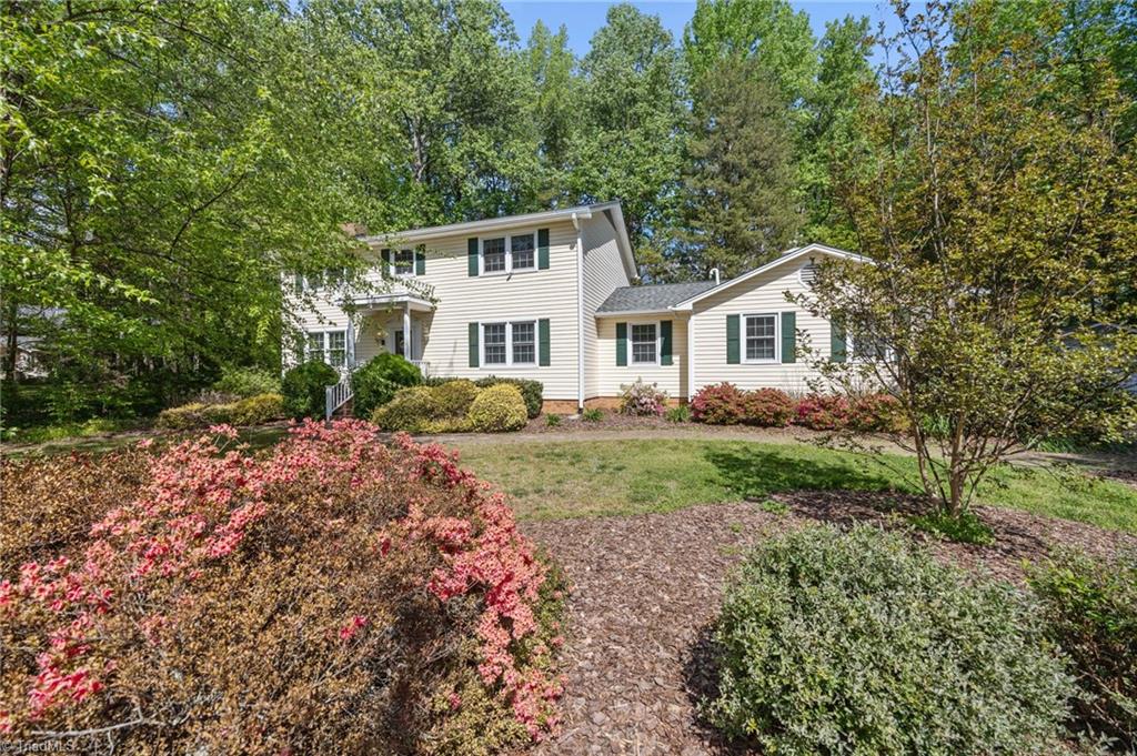 105 Quakerwood Drive