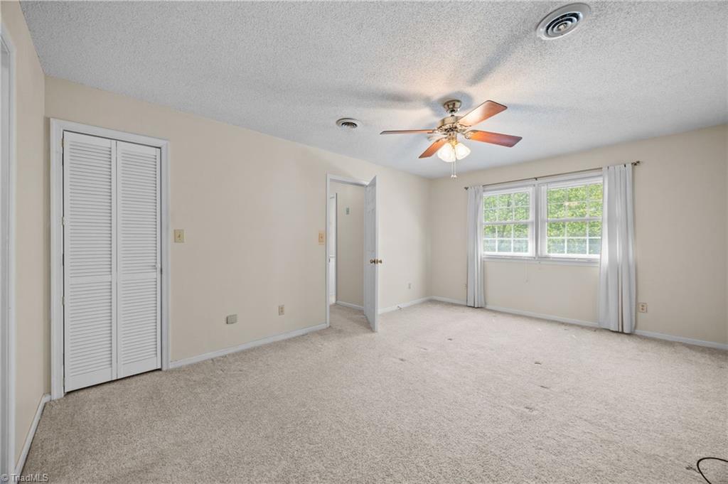 105 Quakerwood Drive