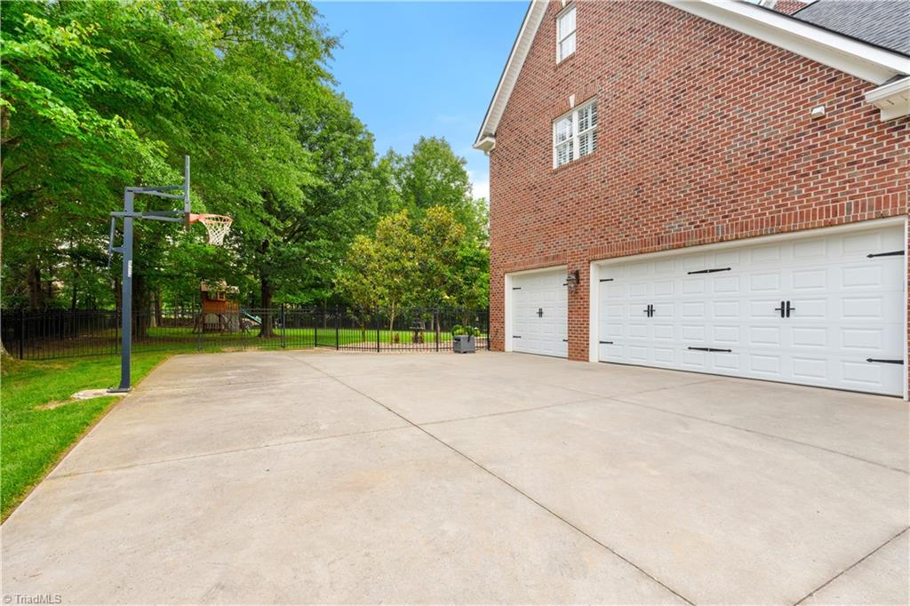 7809 Charles Place Drive