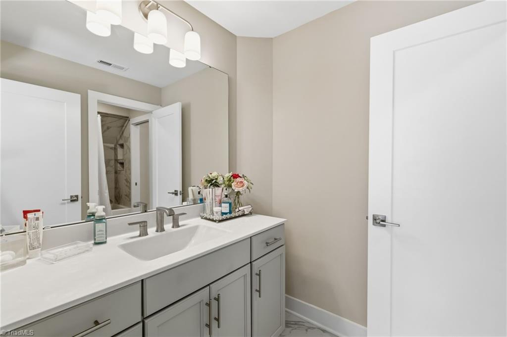 158 Medinah Drive, Winston-Salem