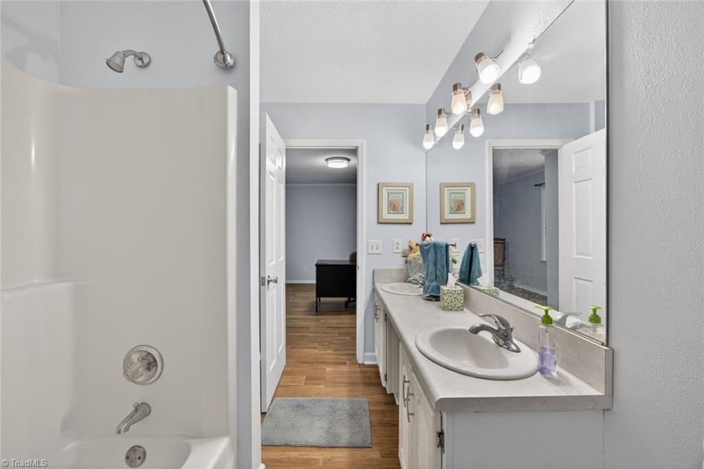1608 Marblehead Road