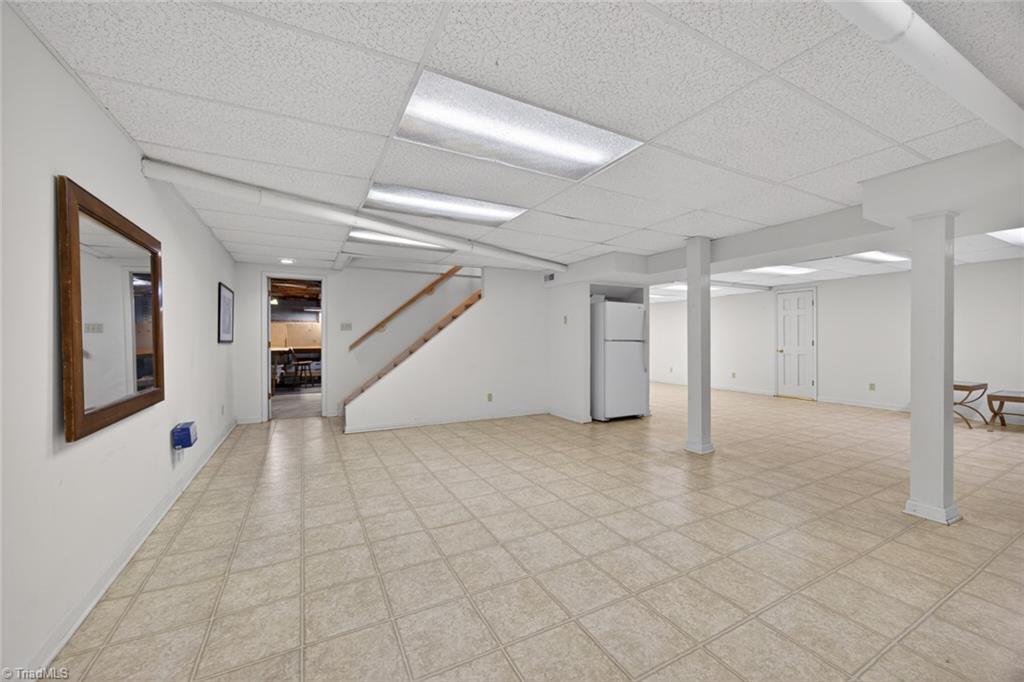 1608 Marblehead Road