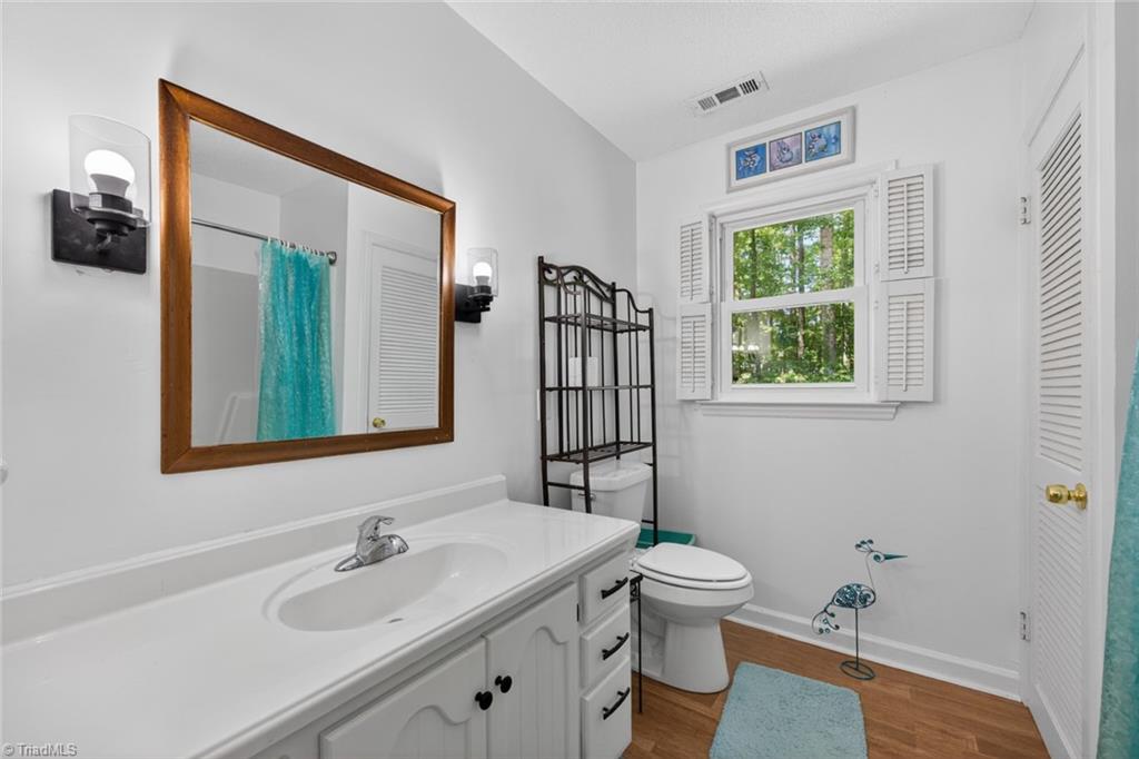 1608 Marblehead Road