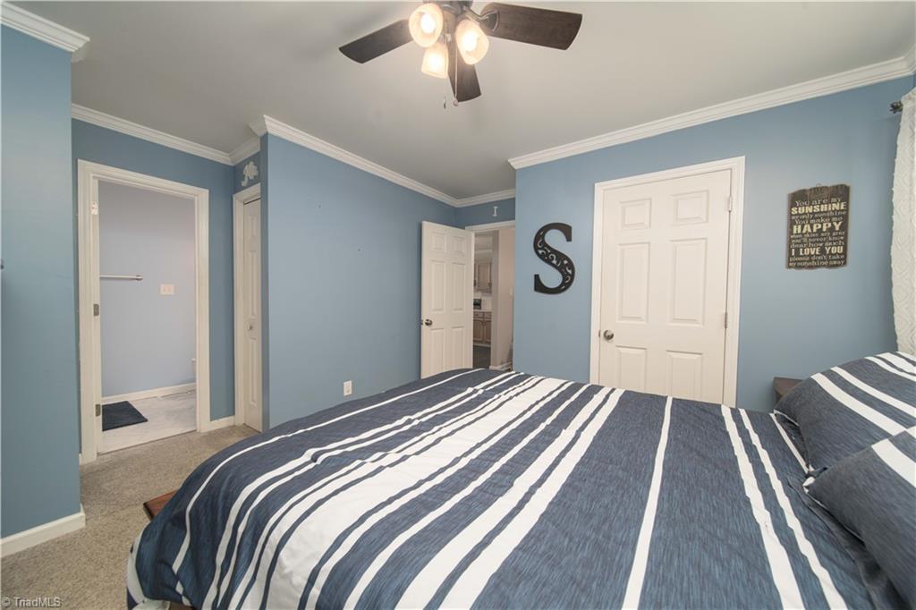 2186 Vienna Dozier Road