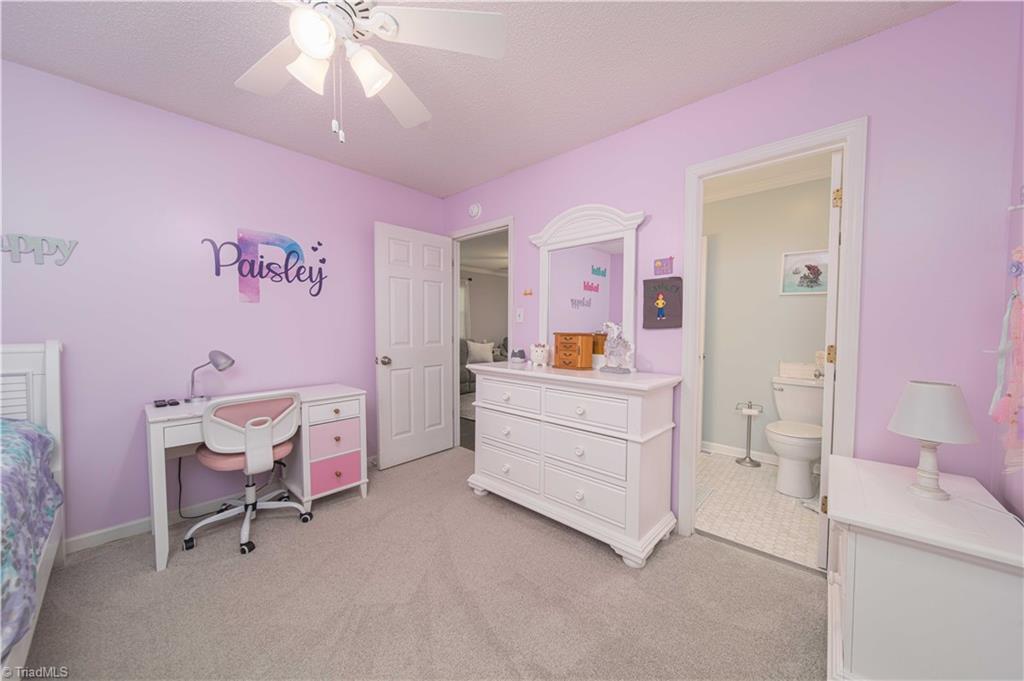 2186 Vienna Dozier Road