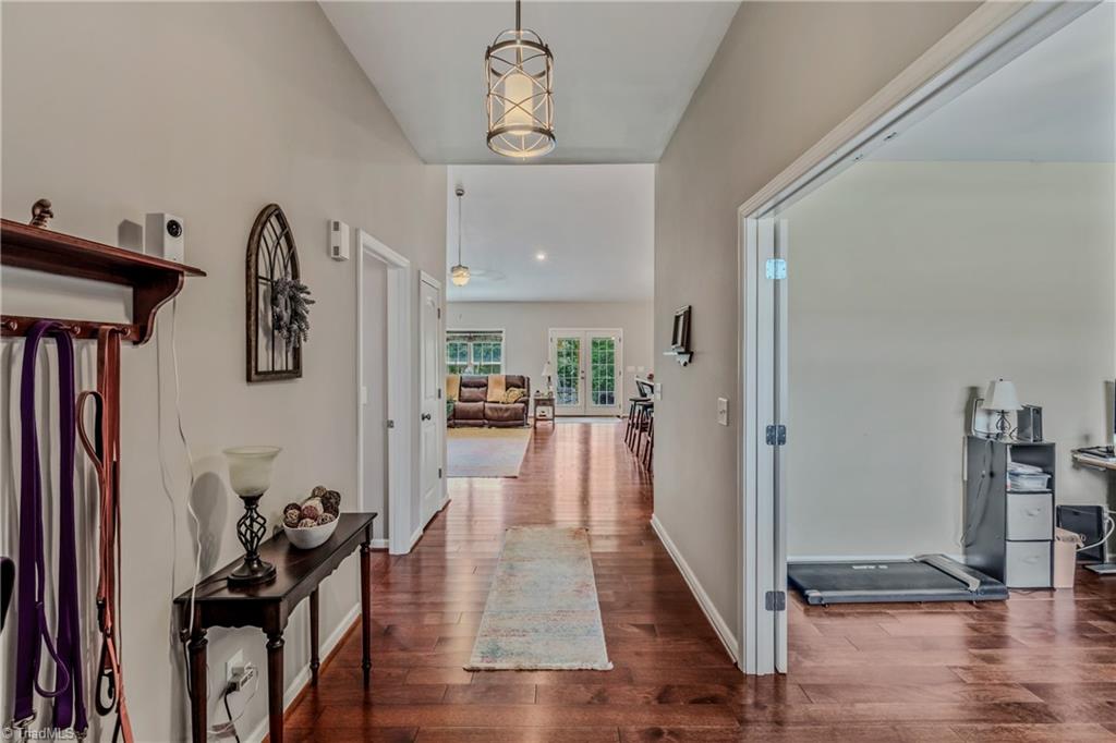 9637 Creek Farm Road