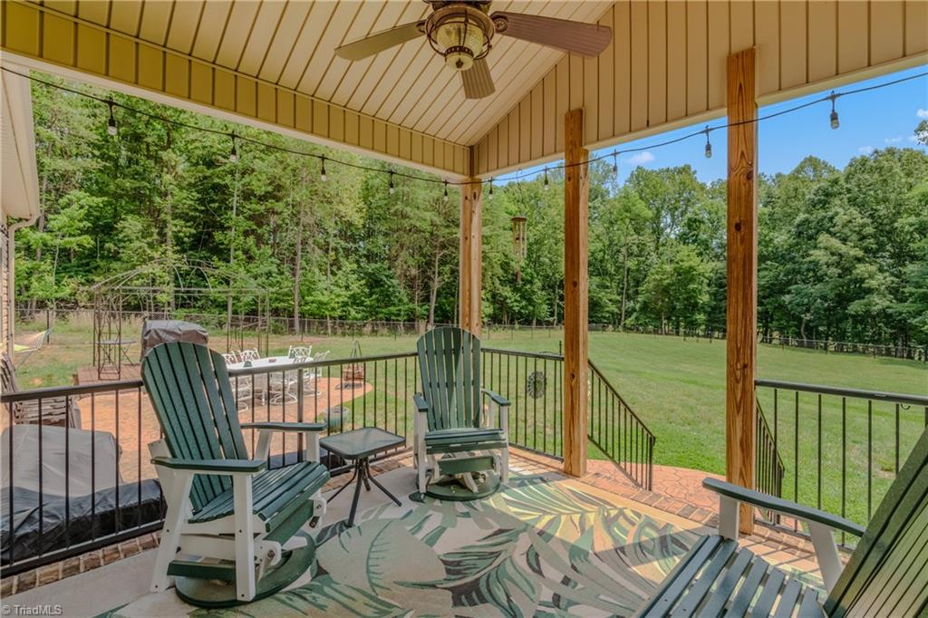 9637 Creek Farm Road