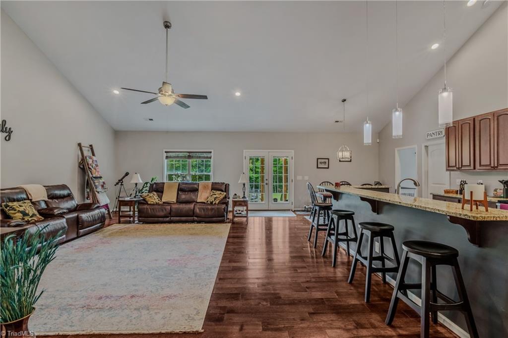 9637 Creek Farm Road