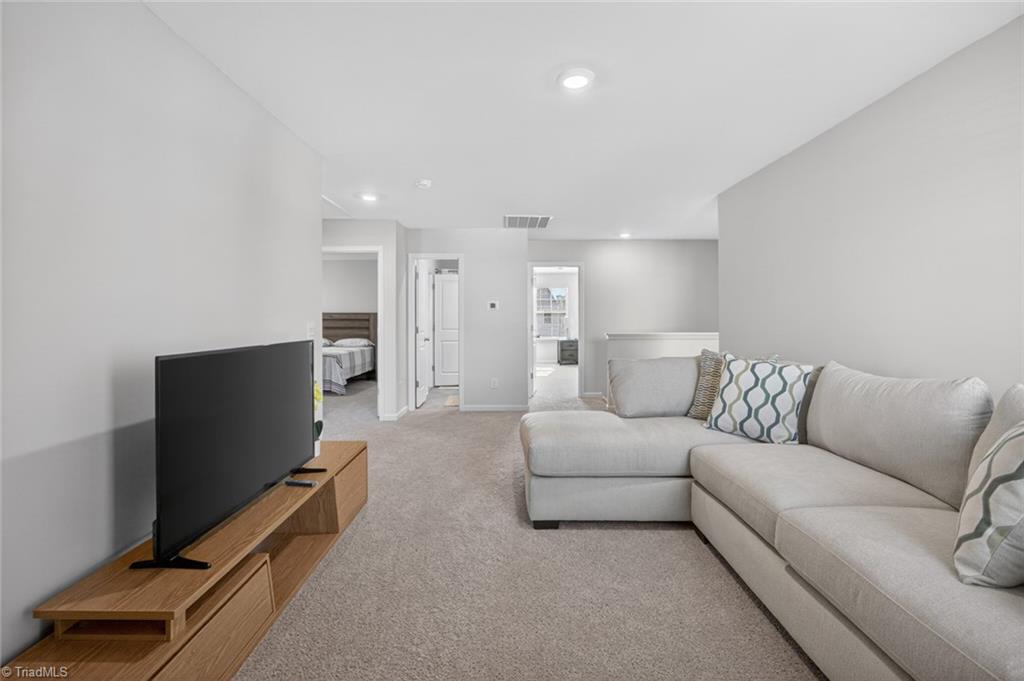 3208 Highlander Point