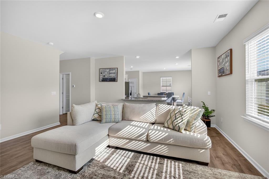 3208 Highlander Point